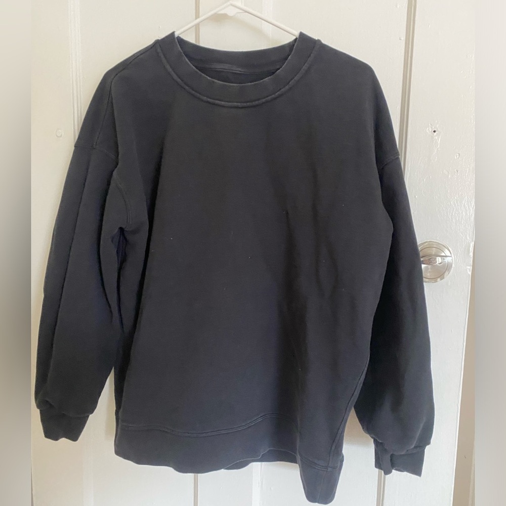 Lululemon crewneck